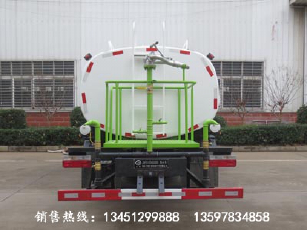 東風(fēng)多利卡灑水車(chē)（國六）