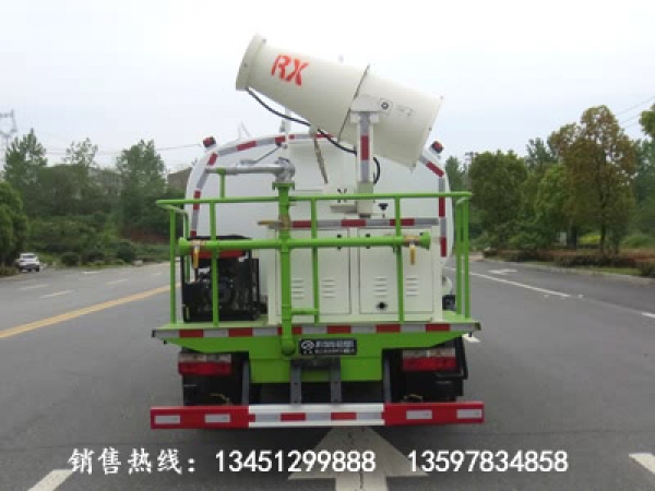 東風(fēng)多利卡綠化噴灑車(chē)（國六）