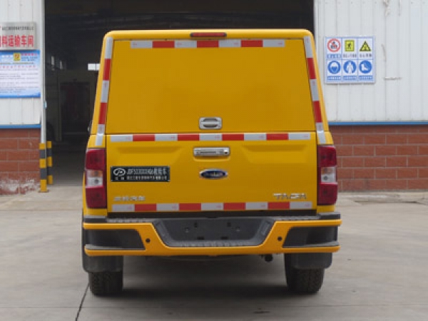慶鈴皮卡四驅救險車(chē)