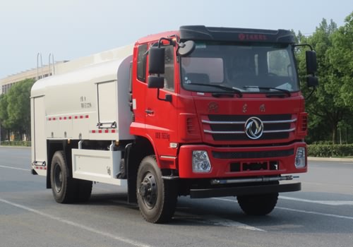 東風(fēng)四驅越野8.5噸供水車(chē)